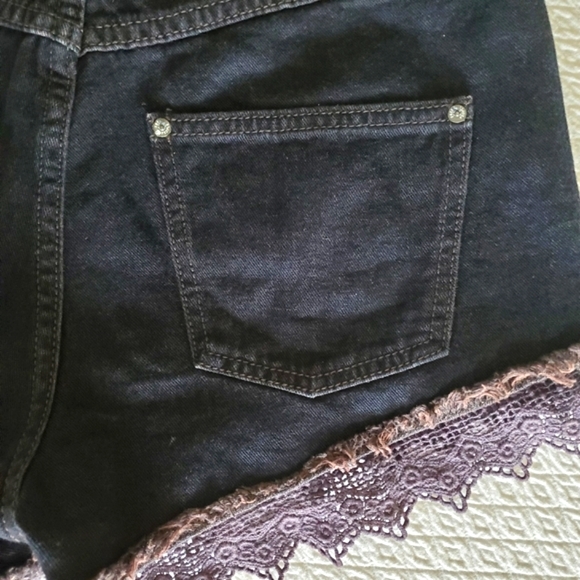 🔥( Free People ) Lace-Trimmed Denim Shorts☀️ - Picture 6 of 13